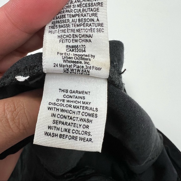 Free People Retro Black Velvet Mini Skirt Zipper & Button Detail Size 27 - Picture 6 of 7